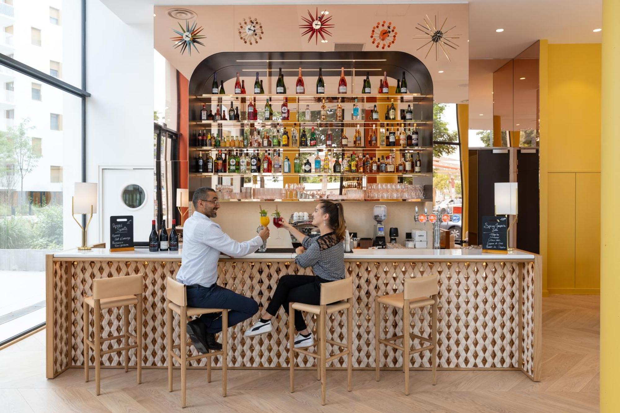 Hotel Kyriad Prestige Paris Asnieres מראה חיצוני תמונה