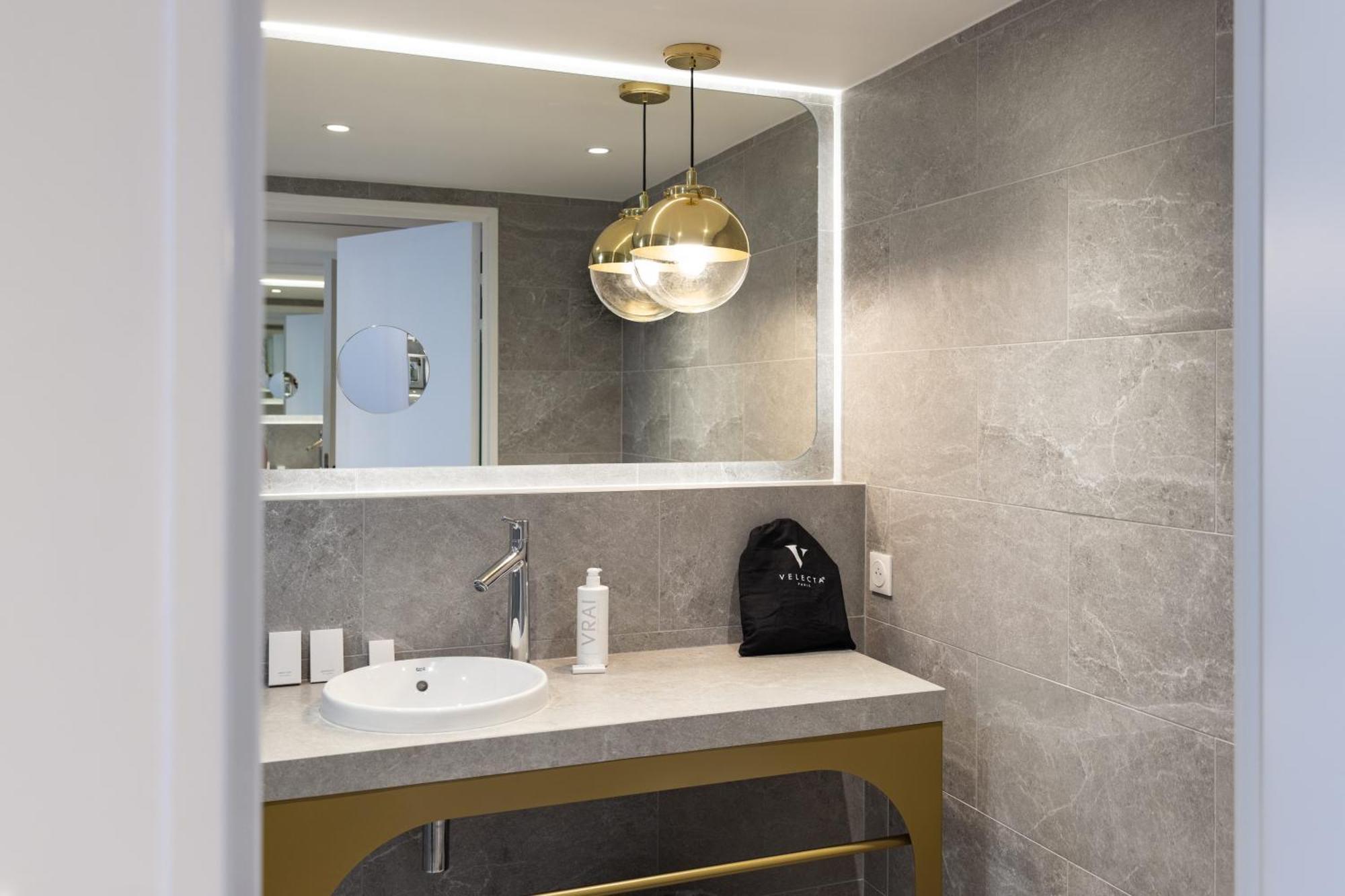 Hotel Kyriad Prestige Paris Asnieres מראה חיצוני תמונה