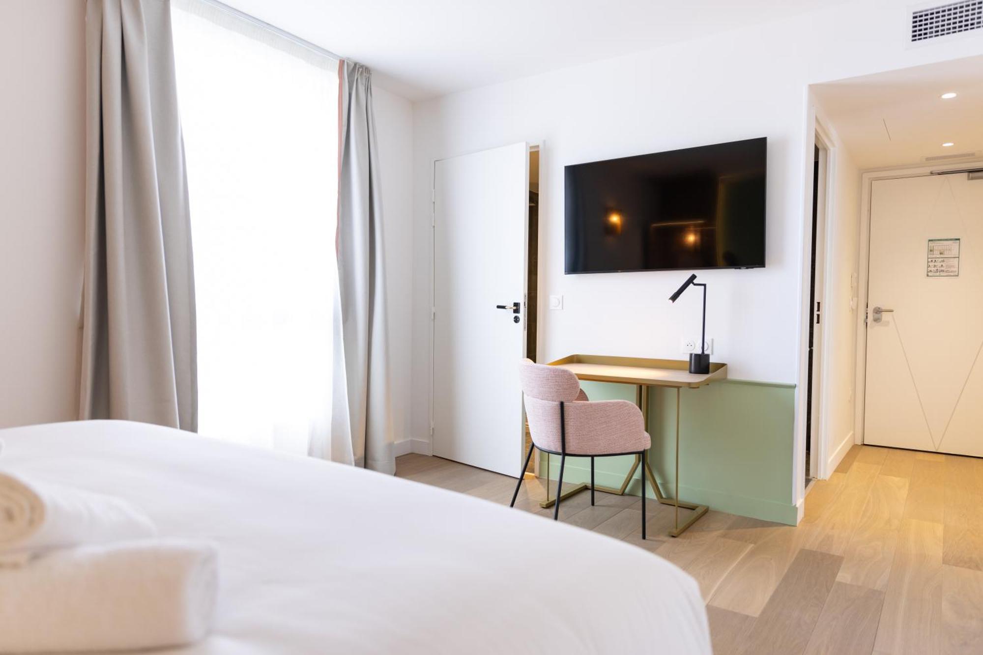 Hotel Kyriad Prestige Paris Asnieres מראה חיצוני תמונה