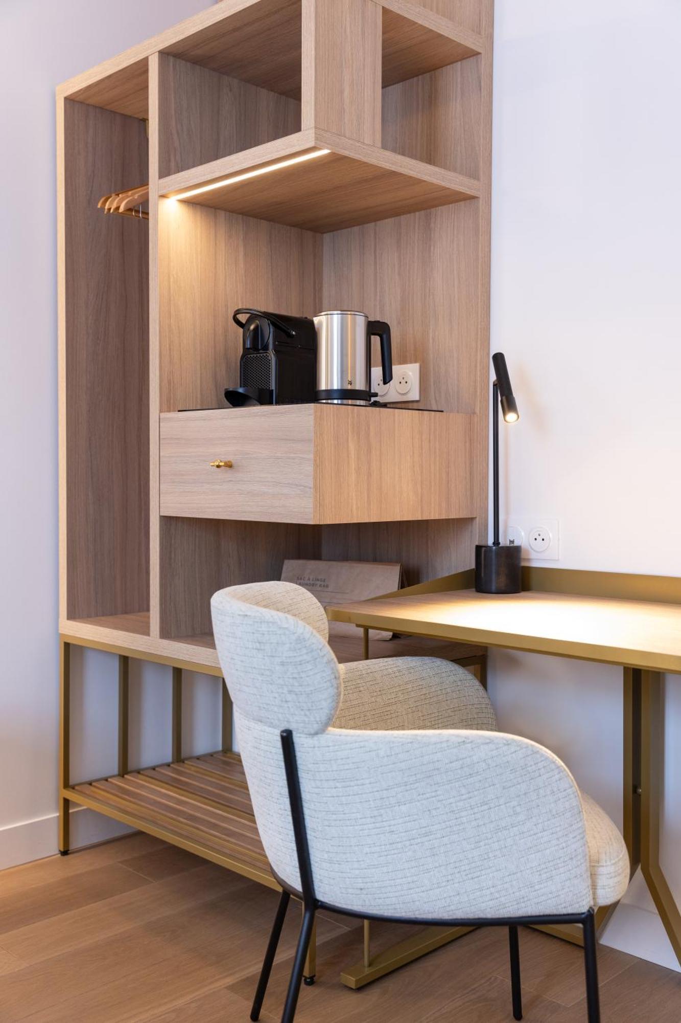 Hotel Kyriad Prestige Paris Asnieres מראה חיצוני תמונה