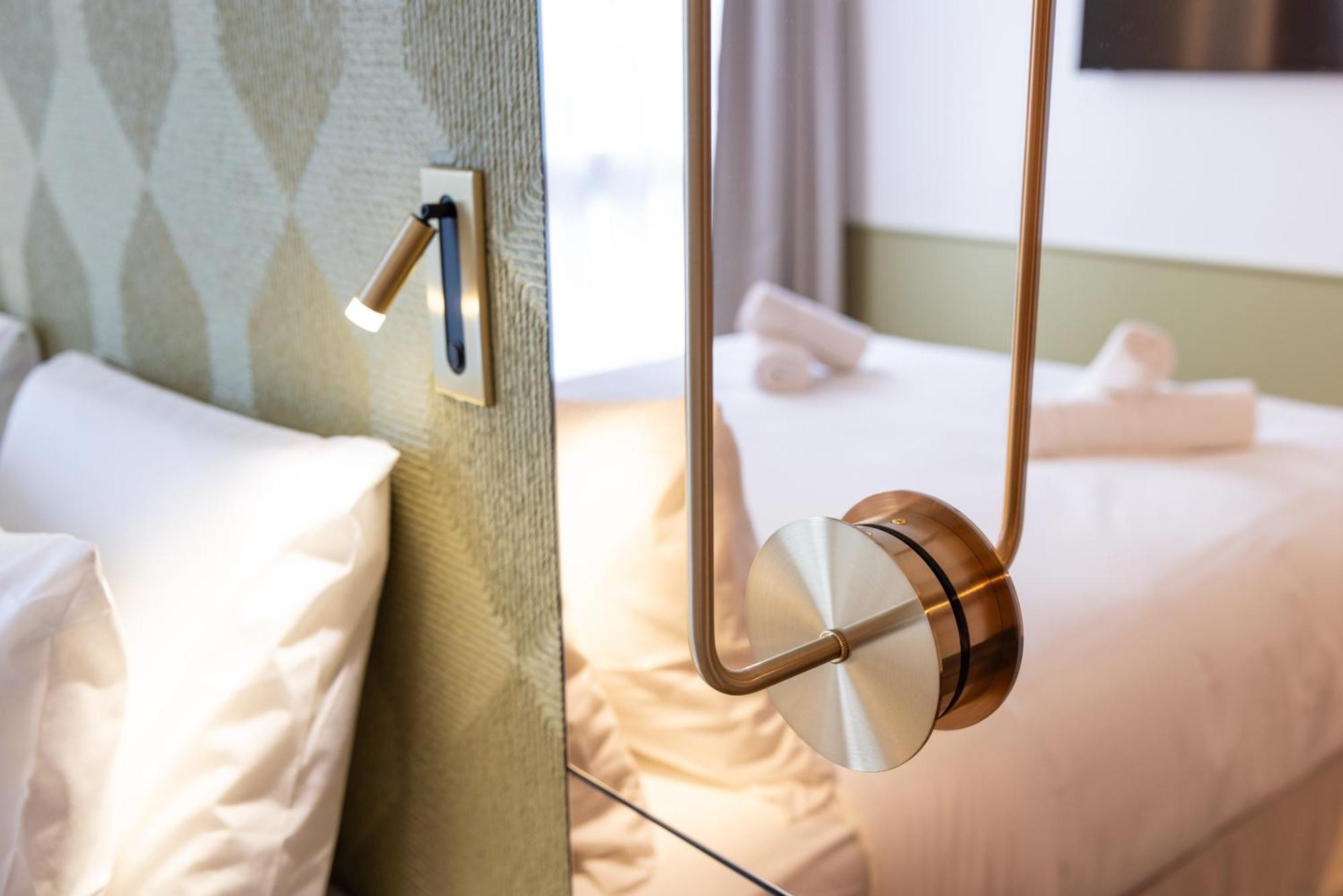 Hotel Kyriad Prestige Paris Asnieres מראה חיצוני תמונה
